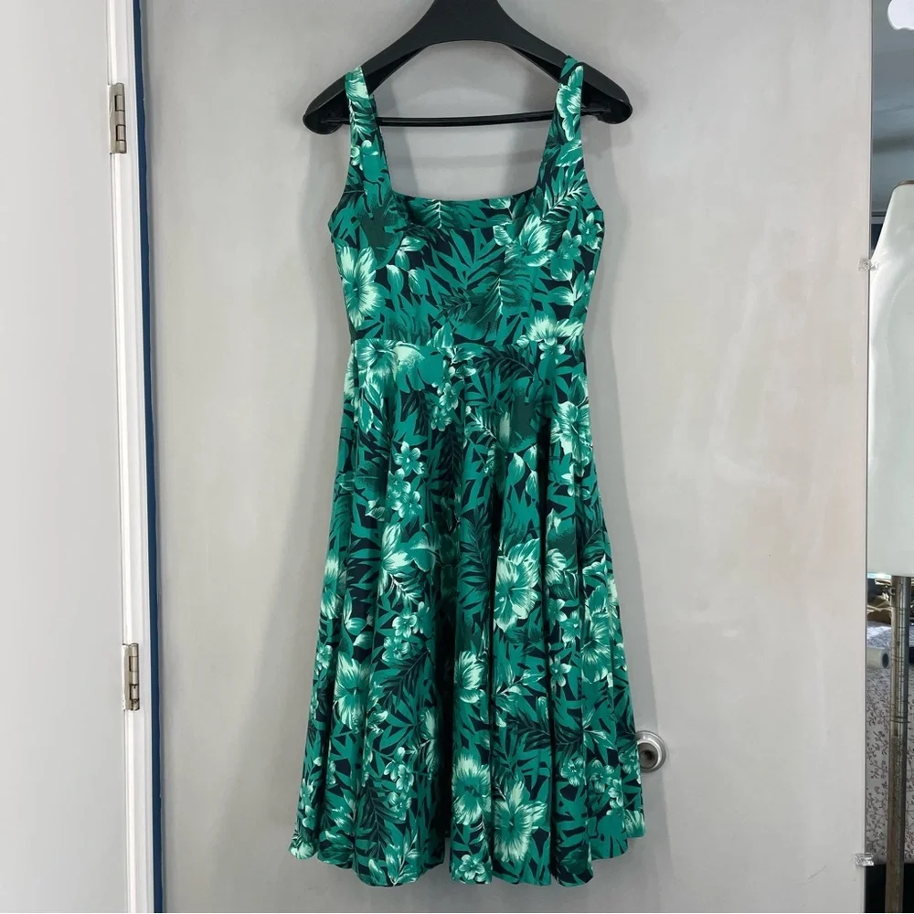 Zara Woman Green Tropical Fit and Flare Dress Size Medium Palm Hawaiian